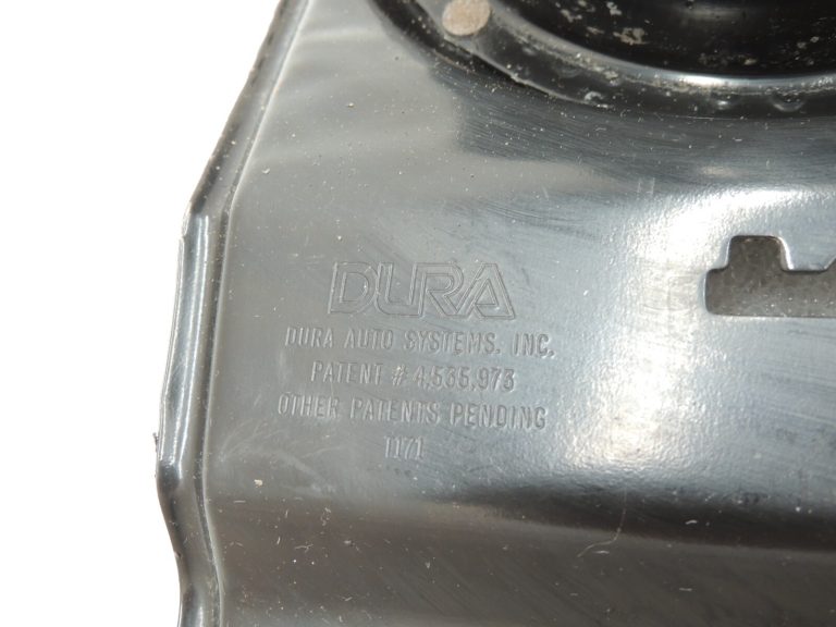 Oriģinālā Chrysler Grand Voyager V rezerves riteņa kronšteina vinča 05109667AG