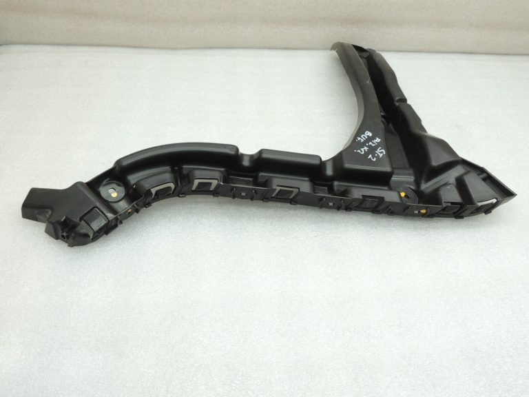 Seat Cupra Leon KL8 Sportstourer bampera kronšteins aizmugurējais kreisais 5FE807393B