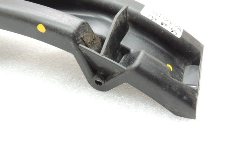 Seat Cupra Leon KL8 Sportstourer bampera kronšteins aizmugurējais kreisais 5FE807393B