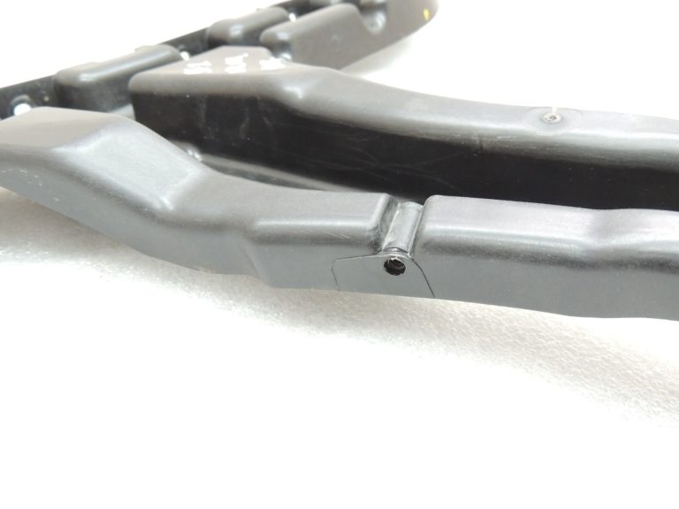 Seat Cupra Leon KL8 Sportstourer bampera kronšteins aizmugurējais kreisais 5FE807393B