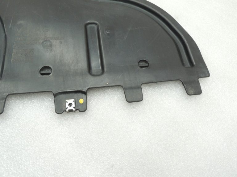 Oriģināls Seat Cupra Leon KL8 Aizmugurējā kreisā apakšējā paneļa apdare 5WA825101