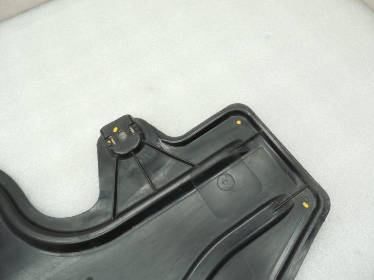 Oriģināls Seat Cupra Leon KL8 Aizmugurējā kreisā apakšējā paneļa apdare 5WA825101