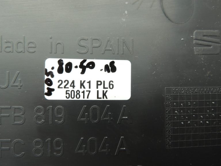 Cupra Leon KL8 vējstikla pārsegs Ūdens deflektors Labais 5FB819404A
