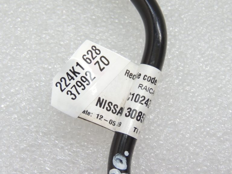 Nissan Qashqai J11 1.3 DIG-T sajūga cilindra caurule 308504EH0A