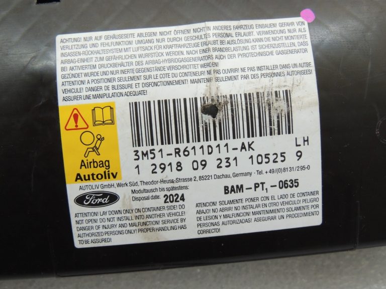 Ford Kuga I C394 Sēdekļa modulis priekšējais kreisais 1545163 3M51-R611D11-AK