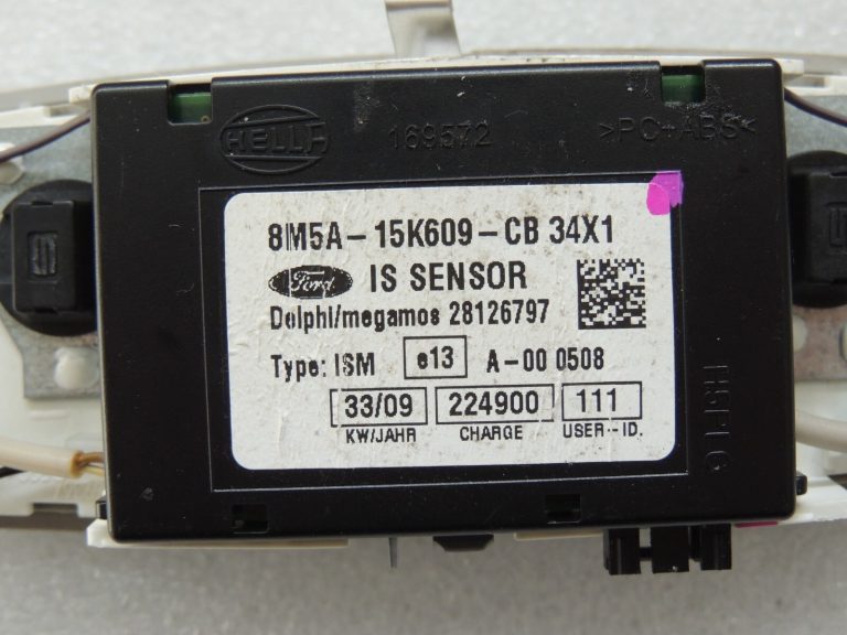 Ford Kuga I C394 Iekšējais apgaismojums 1527733 8M5A-15K609-CB34X1