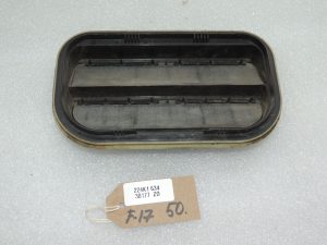 Ford Kuga I Aizmugurējā ventilācijas restīte 4858452 YF1A-54280B62-AE