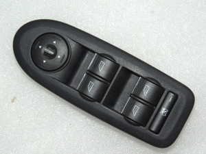 Ford Kuga I Переключатель стеклоподъемника передний 1547152 8M5T-14A132-AC