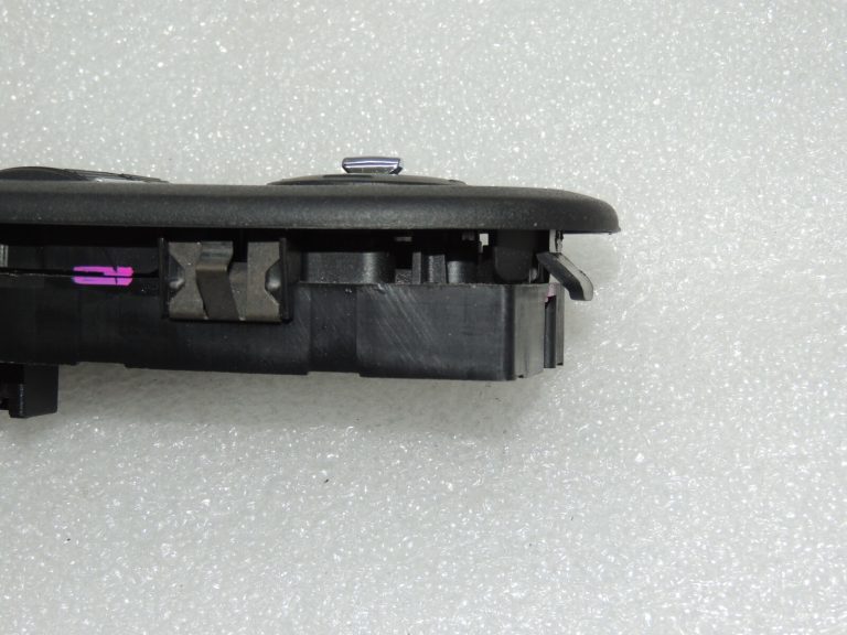 Ford Kuga I Priekšējais elektrisko logu slēdzis 1547152 8M5T-14A132-AC