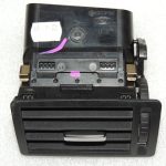 Ford Kuga I Priekšējā ventilācijas atvere 1751124 3M51-R018B08-AG3ZHE