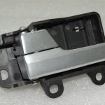 Ford OEM iekšējais kreiso durvju rokturis 1501943 8M51-R22601-AA