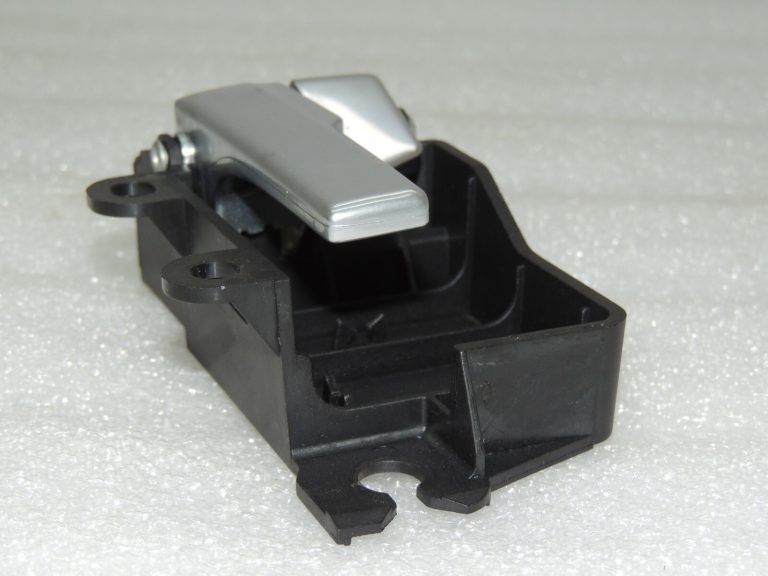 Ford OEM iekšējais kreiso durvju rokturis 1501943 8M51-R22601-AA