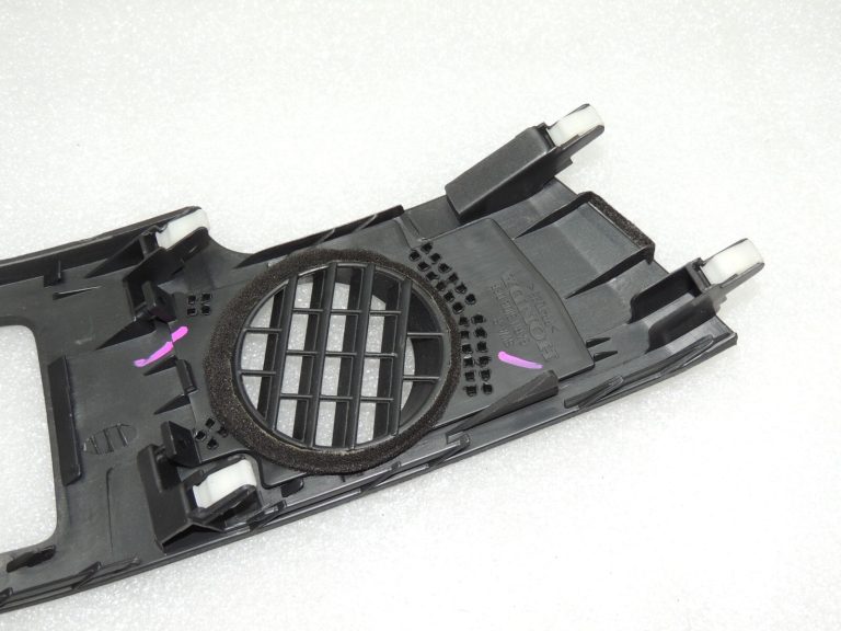 Honda CR-V III Gaisa ventilācijas atveres vāks priekšējais labais 77630SWWWG01ZA