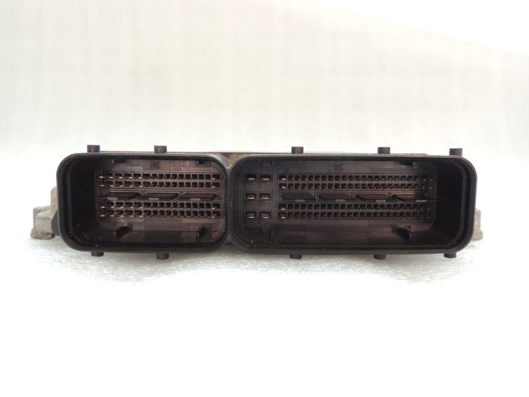 Suzuki SX4 I EY 1.9DDiS ECU motora vadības bloks 33920-79JQ2
