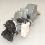 Suzuki SX4 I EY aizdedzes bloķēšanas slēdzenes cilindra durvju slēdzene ar atslēgu 37105-79823