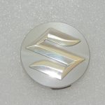 OEM Suzuki alumīnija riteņa rumbas vāciņš Rumbas vāciņš 4325251K10CZ2
