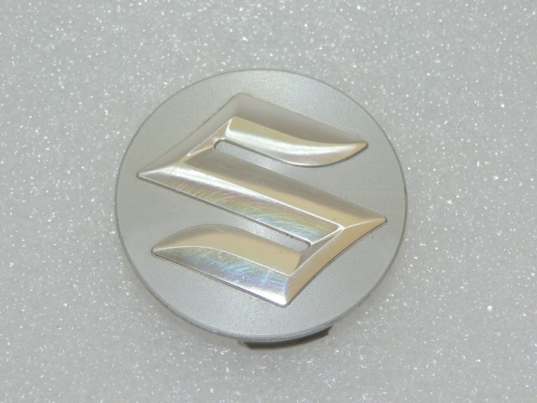 OEM Suzuki alumīnija riteņa rumbas vāciņš Rumbas vāciņš 4325251K10CZ2