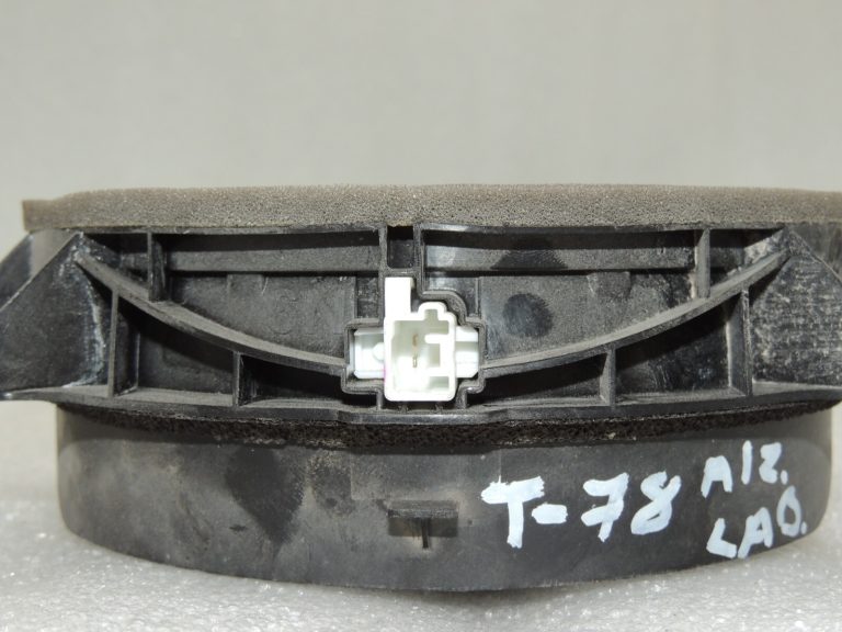 Toyota Yaris IV durvju skaļrunis priekšējais aizmugurējais Panasonic 8616002B80