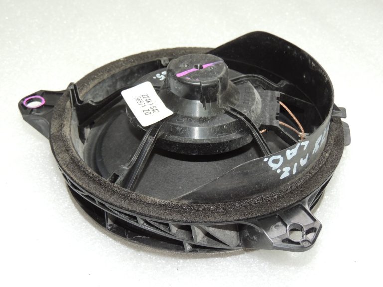 Toyota Yaris IV durvju skaļrunis priekšējais aizmugurējais Panasonic 8616002B80