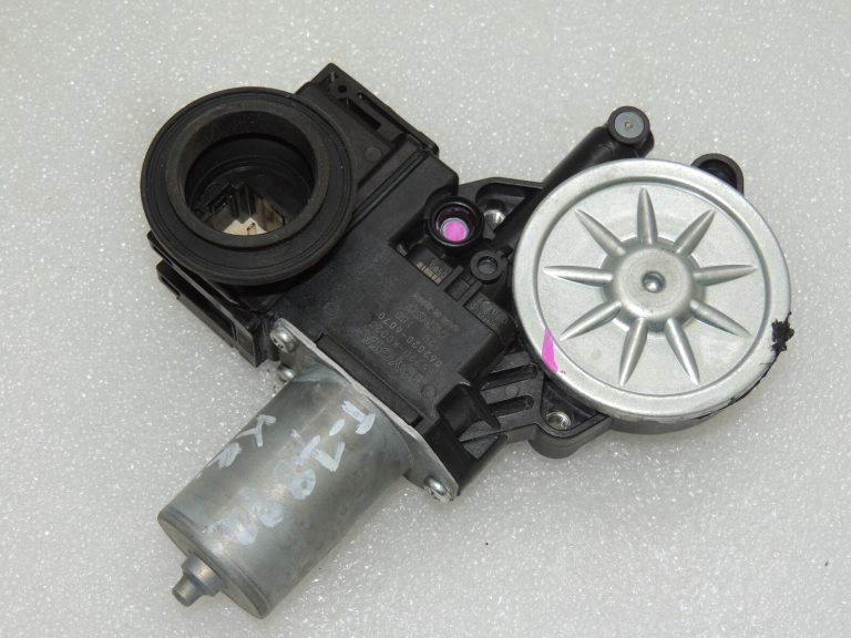 Toyota Yaris IV elektrisko logu motors priekšējais kreisais 85720K0020