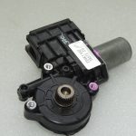 Toyota Yaris IV elektrisko logu motors priekšējais kreisais 85720K0020