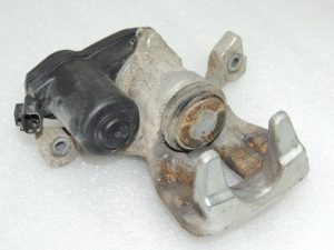 Toyota Yaris IV bremžu suports aizmugurējais kreisais 47850K0010