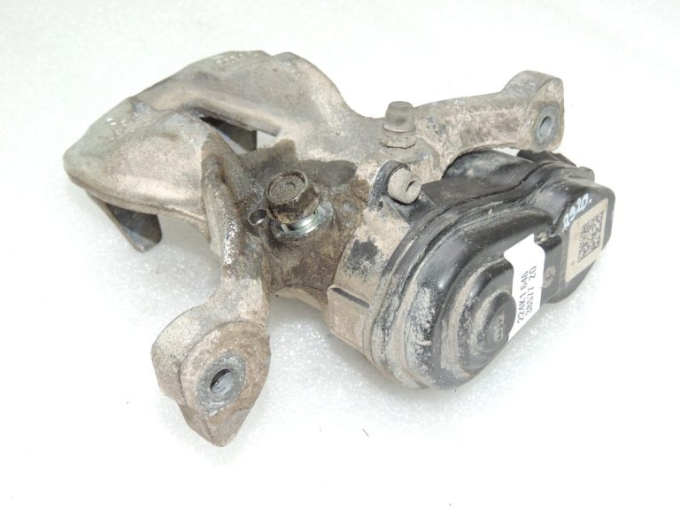 Toyota Yaris IV Aizmugurējais bremžu suports labajā pusē 47830K0010