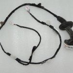 Toyota Yaris IV 1.5 HEV 68kW Aizmugurējā labā durvju instalācija 82153K0180
