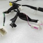 Toyota Yaris IV 1.5 HEV 68kW Priekšējo durvju instalācija priekšējā kreisā 82152K0050