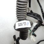 Toyota Yaris IV 1.5 HEV 68kW Priekšējo durvju instalācija priekšējā kreisā 82152K0050