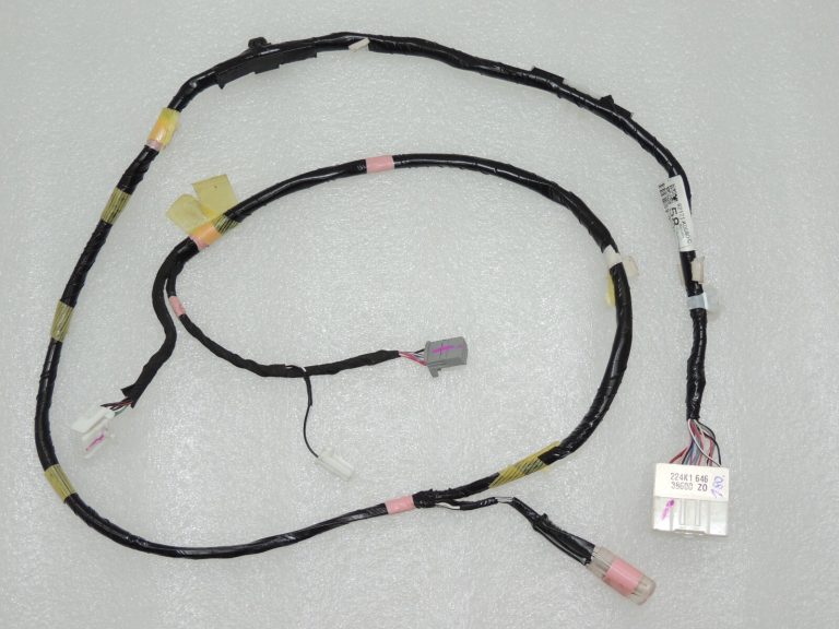 Toyota Yaris IV 1.5 HEV 68kW Interjera jumta elektroinstalācijas instalācija 82171K0580