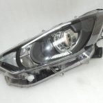 Toyota Yaris IV priekšējais kreisais lukturis 81106K0060