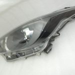 Toyota Yaris IV priekšējais kreisais lukturis 81106K0060