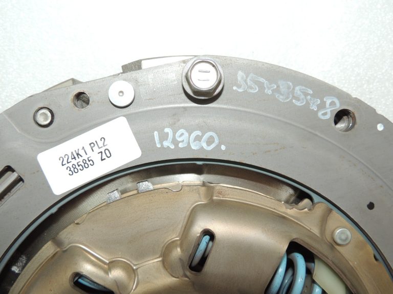 Toyota Yaris IV 1.5 HEV 68kW M15AFXE Sajūga disks 31270K0012