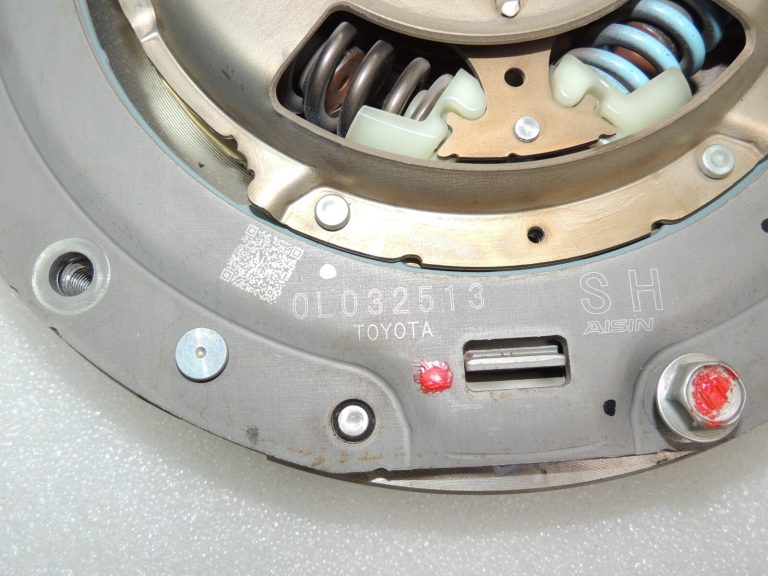 Toyota Yaris IV 1.5 HEV 68kW M15AFXE Sajūga disks 31270K0012