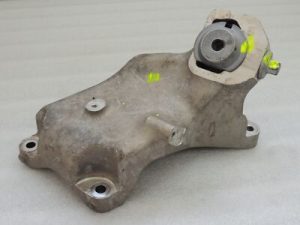 Mercedes W205 C63 177.980 AMG Engine mount, left A1772230104