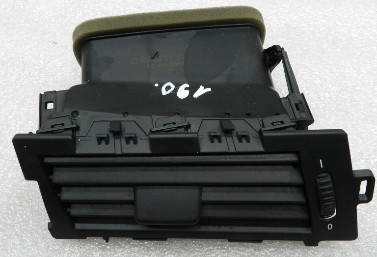 BMW 5 E60 Oriģinālā kreisā ventilācijas atvere 64226910731