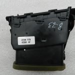 BMW 5 E60 Oriģinālā kreisā ventilācijas atvere 64226910731