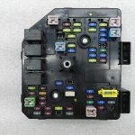 Chevrolet captiva oriģinālā drošinātāju kārba 95137841
