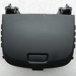 Chevrolet Captiva oriģinālais instrumentu paneļa glabāšanas nodalījums 22742980