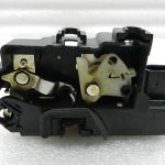 Chevrolet Captiva oriģinālā durvju slēdzene priekšējā labajā pusē 94551317