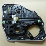 Jeep Renegade Oriģinālais aizmugurējā kreisā loga regulatora mehānisms