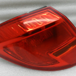 Opel Meriva B oriģinālā aizmugurējā aizmugurējā bremžu gaisma kreisā 13307493