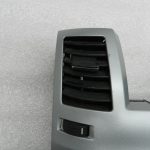 Opel Zafira B oriģināls radio paneļa centrālās konsoles ventilācijas atveres