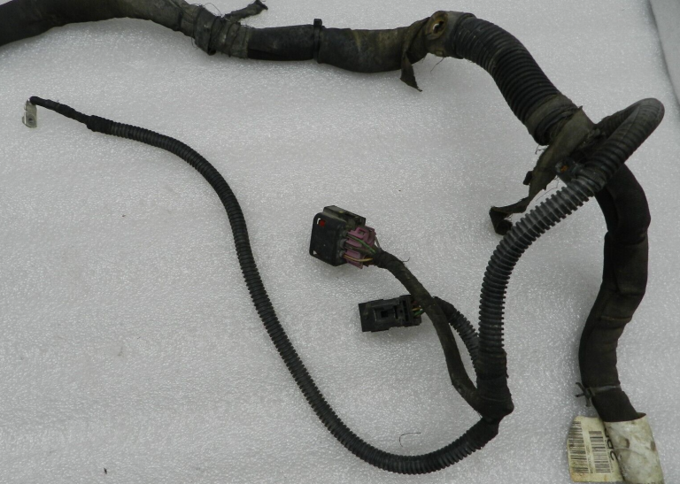 Opel Zafira B Oriģinālā dīzeļdzinēja elektroinstalācija 98079371