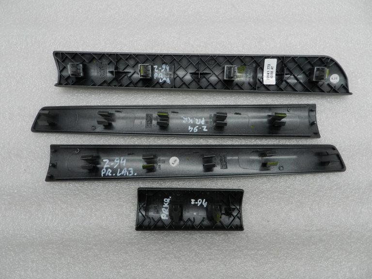Opel Zafira B oriģinālo instrumentu paneļa vāku komplekts MATT CHROME