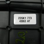 Toyota Avensis T27 Kombi Oriģinālais apdares panelis centrālajai konsolei 55318-05030