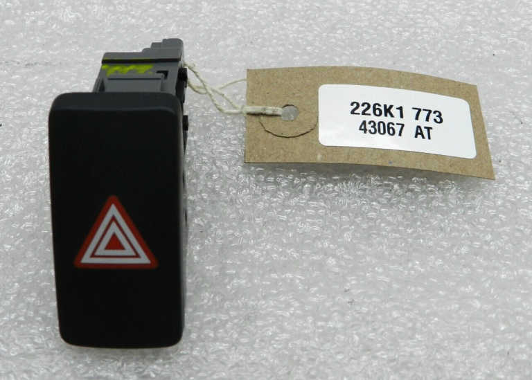 Toyota Avensis T27 Kombi Oriģinālais brīdinājuma gaismu slēdzis 8433205080