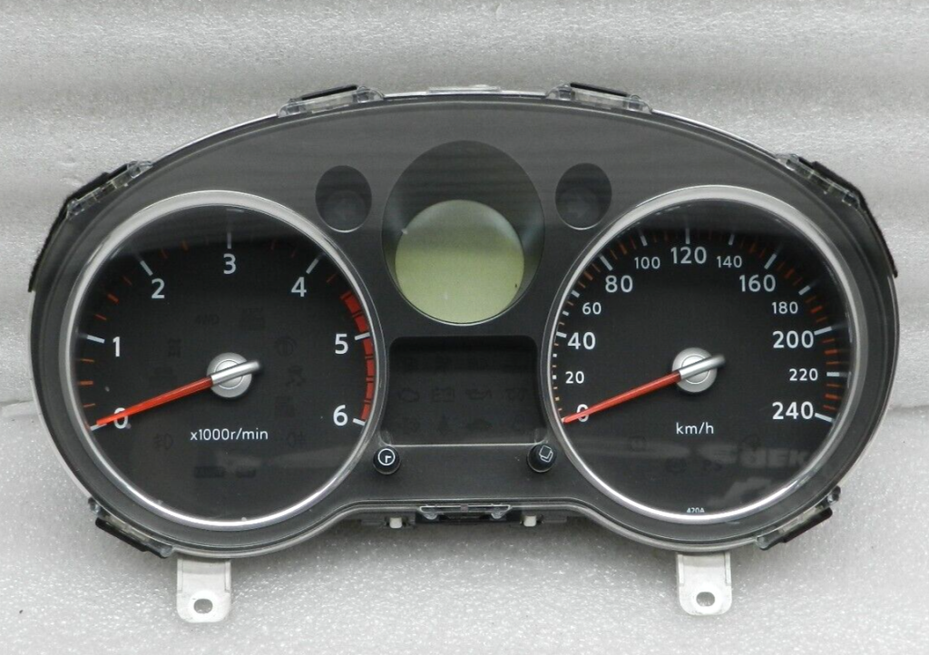 Nissan X-trail T31 original instrument cluster speedometer 268417KM 24820JG50B