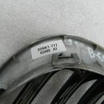 BMW X3 E83 Oriģinālais radiatora režģis pa labi